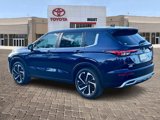 Used 2023 Mitsubishi Outlander SE image 4