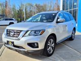 Used 2020 Nissan Pathfinder SL image 3