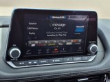 Used 2023 Nissan Rogue SV image 2