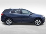 Used 2019 Chevrolet Equinox LT image 2
