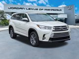 Used 2019 Toyota Highlander XLE image 2