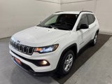Used 2024 Jeep Compass Latitude image 3