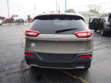 Used 2017 Jeep Cherokee Limited image 4