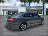 Used 2017 Ford Fusion SE w/ Fusion SE Technology Package image 5