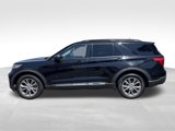 Certified 2022 Ford Explorer XLT w/ Equipment Group 202A image 4