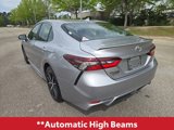 Used 2022 Toyota Camry SE image 4