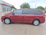 Used 2011 Toyota Sienna image 3