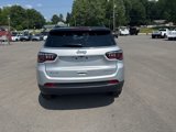New 2025 Jeep Compass Limited image 4