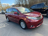 Used 2011 Toyota Sienna XLE image 3