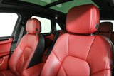 Used 2025 Porsche Macan image 5