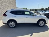 Used 2018 Nissan Rogue SV image 5