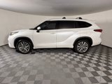 Used 2022 Toyota Highlander Platinum image 2
