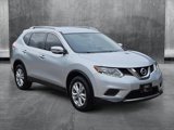 Used 2016 Nissan Rogue SV image 3