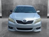 Used 2010 Toyota Camry SE image 2