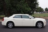 Used 2006 Chrysler 300 Touring w/ Luxury Group image 3