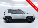 Used 2018 Jeep Renegade Altitude image 2
