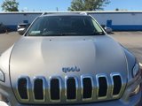 Used 2015 Jeep Cherokee Limited image 3