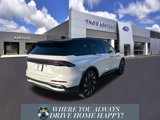 New 2025 Lincoln Nautilus Reserve image 3