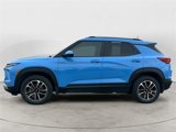 Used 2024 Chevrolet TrailBlazer LT w/ LT Cold Weather Package image 2