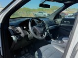 Used 2018 Ford Explorer XLT w/ Equipment Group 202A image 3