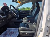 Used 2023 GMC Terrain SLT image 4
