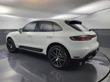 Certified 2022 Porsche Macan image 3
