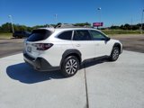 Used 2025 Subaru Outback Premium image 4