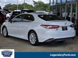 Used 2019 Toyota Camry LE image 2