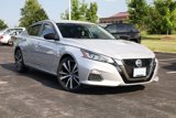 Used 2020 Nissan Altima 2.5 SR image 2