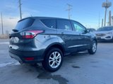 Used 2017 Ford Escape SE image 3