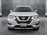 Used 2020 Nissan Rogue SV image 2