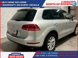 Used 2014 Volkswagen Touareg Sport image 3