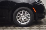New 2025 Chrysler Pacifica Select image 5