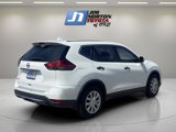 Used 2017 Nissan Rogue S image 5