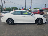 Used 2023 Toyota Camry SE image 6