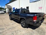 Used 2017 Toyota Tacoma 4x4 Double Cab image 4