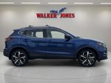 Used 2021 Nissan Rogue Sport SL image 2