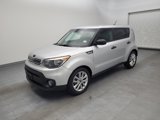 Used 2018 Kia Soul + image 2