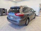Used 2018 Toyota Sienna XLE image 4