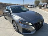 Used 2023 Nissan Altima 2.5 SV image 3