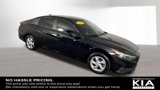 Used 2021 Hyundai Elantra SE w/ Cargo Package image 2