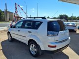 Used 2007 Mitsubishi Outlander image 3
