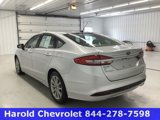 Used 2017 Ford Fusion SE image 4