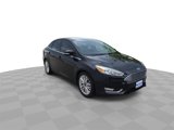 Used 2017 Ford Focus Titanium image 2