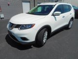 Used 2016 Nissan Rogue S image 2