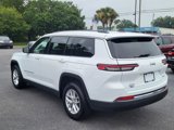 Used 2023 Jeep Grand Cherokee L Laredo image 5