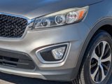 Used 2016 Kia Sorento EX image 2