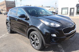 Used 2022 Kia Sportage LX image 2