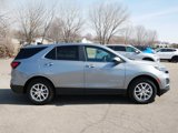 Used 2024 Chevrolet Equinox LT image 2