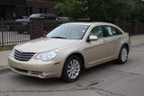 Used 2010 Chrysler Sebring Limited w/ Electronics Convenience Group image 2